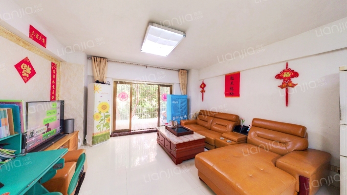 水岸名筑二手房实景图