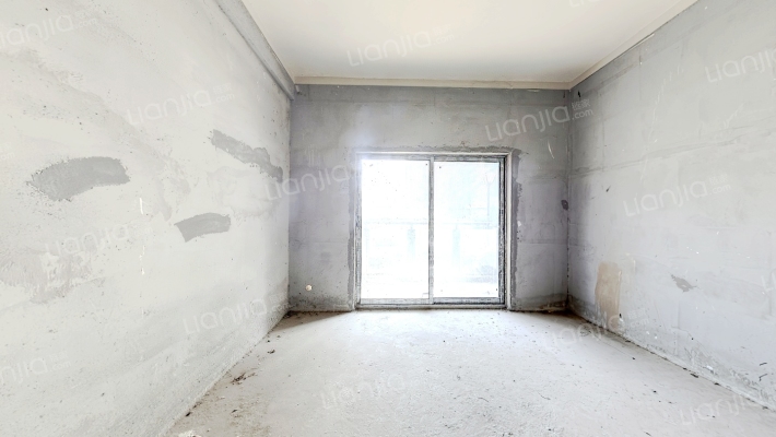 鸿泰盛景国际二手房实景图