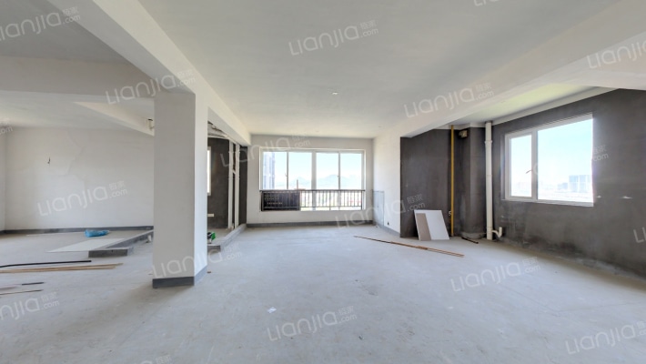 水岸蓝庭二手房实景图