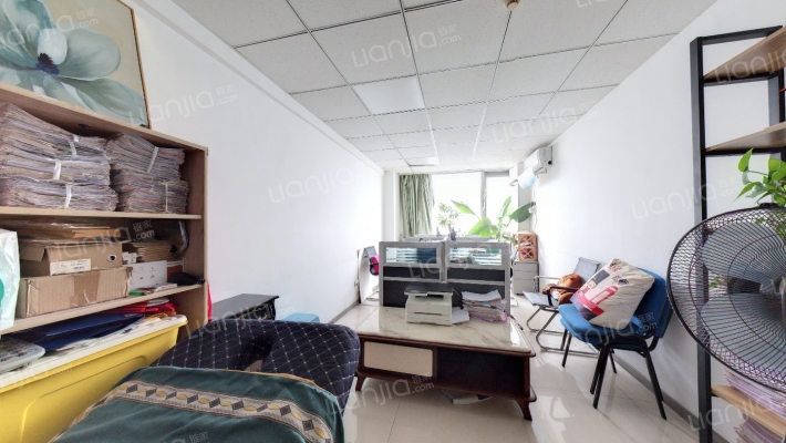 协信城二手房实景图