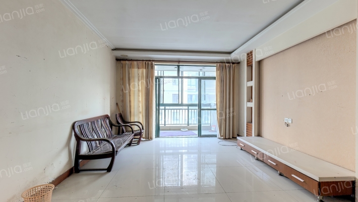 白云渡公寓二手房实景图