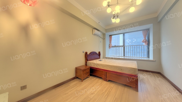 海龙时代明都二手房实景图