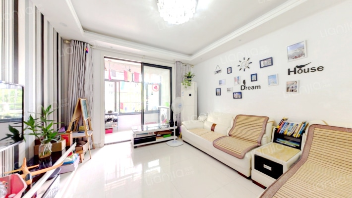 海尚名都二手房实景图