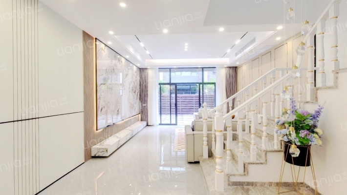 万科珠江东岸四期二手房实景图