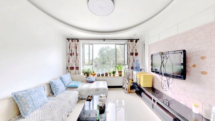 天成领寓二手房实景图