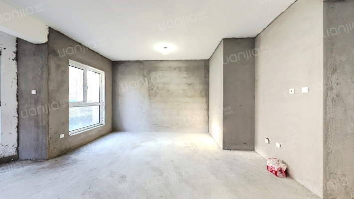 贝肯山香柏园二手房实景图