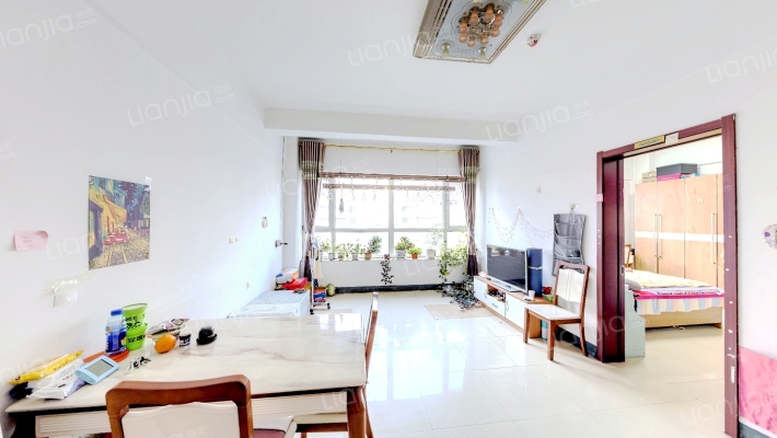 卡萨国际二手房实景图