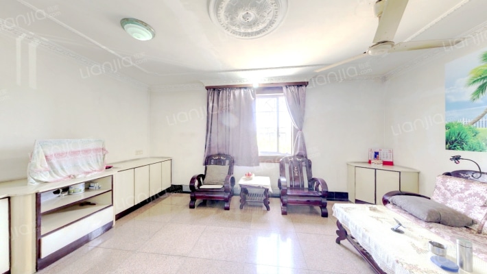 万国新村二手房实景图