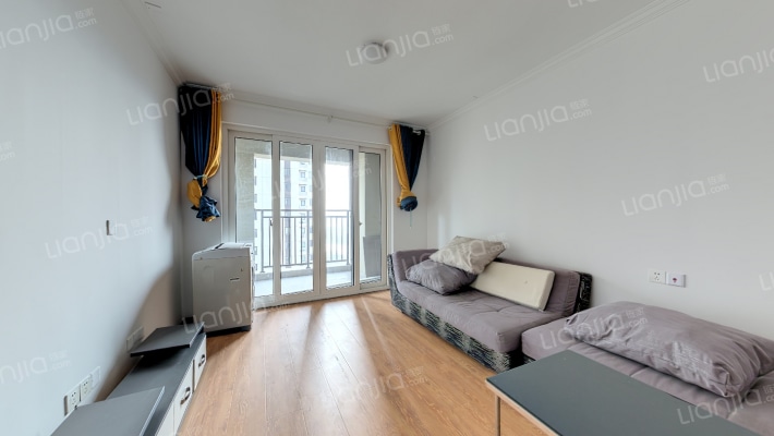 绿地香颂苑二手房实景图