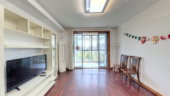 爱庐世纪新苑二手房实景图