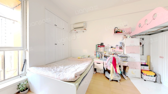 同创软件大厦二手房实景图