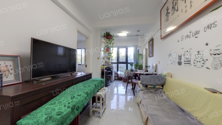 保利海上五月花玫瑰园二手房实景图