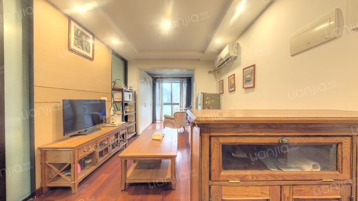 上邦高尔夫温泉公馆二手房实景图