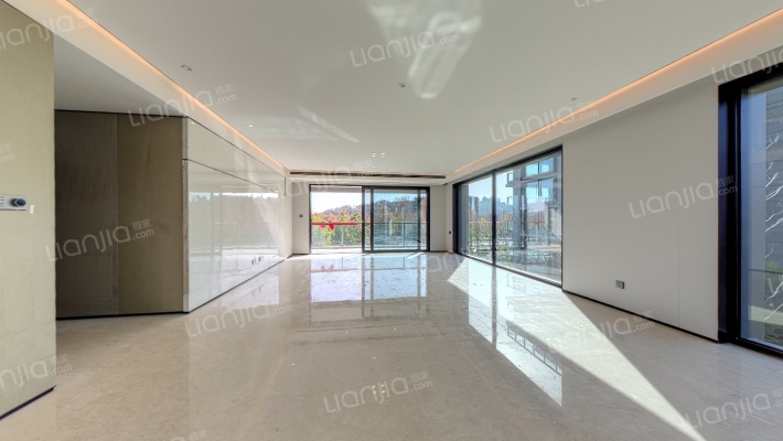 万科·拾谧森语二手房实景图