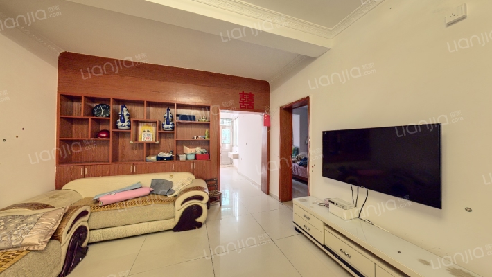 翠岩路81号二手房实景图