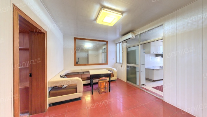 迎春小区二手房实景图