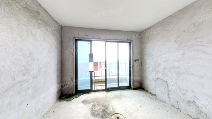 尚水华庭二手房实景图