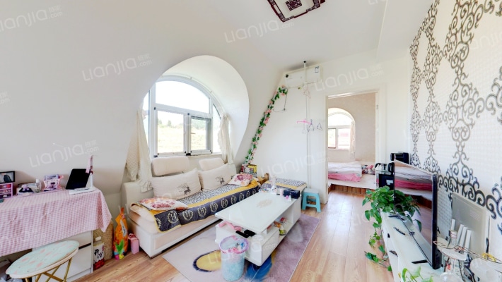 海信依云谷二手房实景图