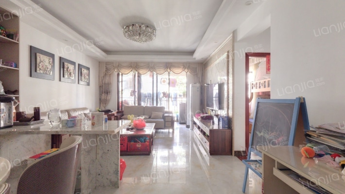 金威郦都二手房实景图