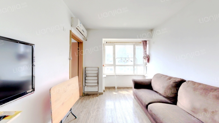 中央大学城二手房实景图