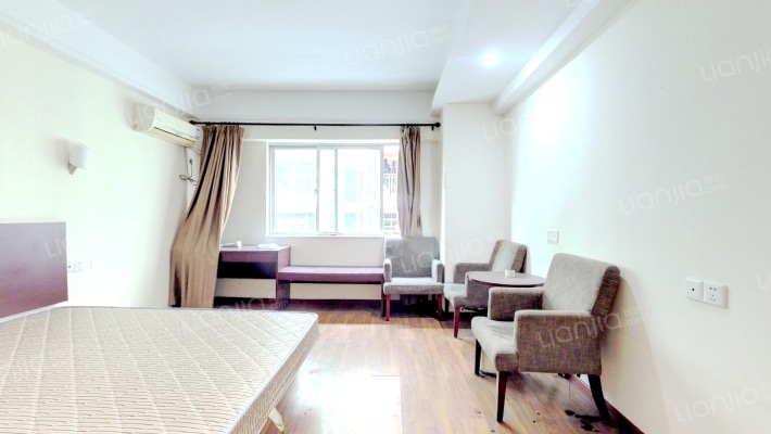 怡家假日酒店二手房实景图