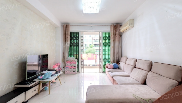 逸翠华庭一期二手房实景图