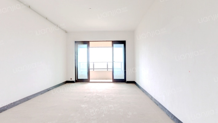 长滩原麓瑾园B区二手房实景图