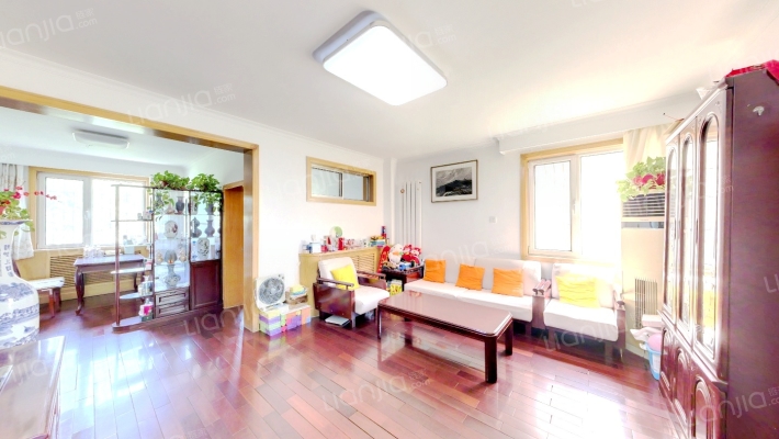 舜耕路42号二手房实景图