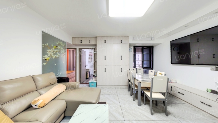 保利天悦颐海花园二手房实景图