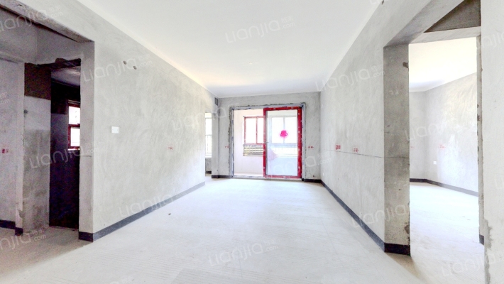 奥园金樾山二手房实景图