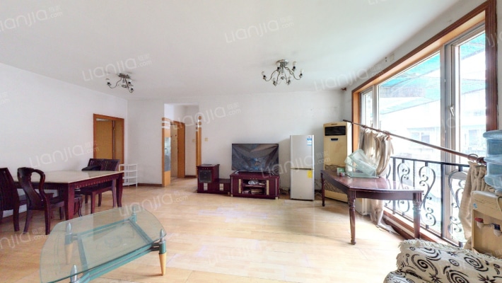 和朝新居二手房实景图