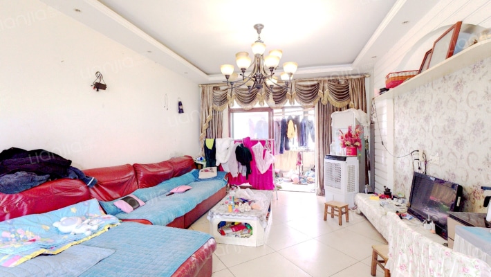 泊郡华庭二手房实景图