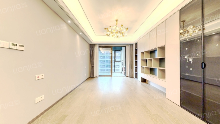 绿城招商柳岸晓风二手房实景图