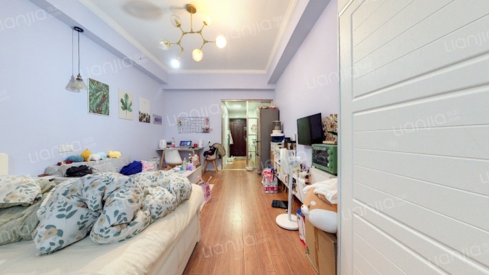 中宇国际公寓二手房实景图