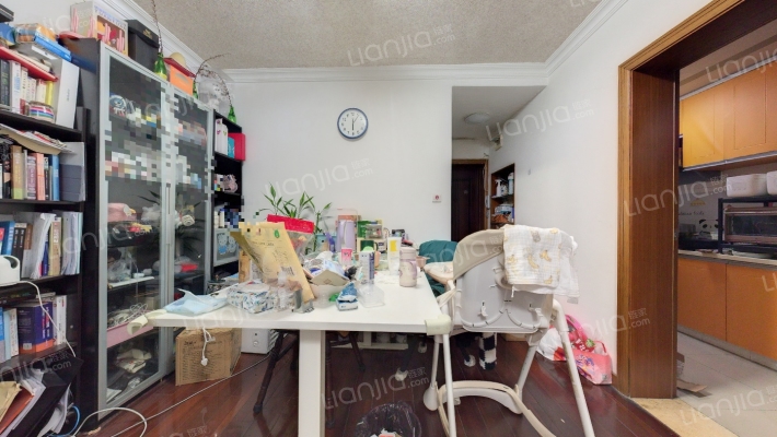 香山新村东南街坊二手房实景图