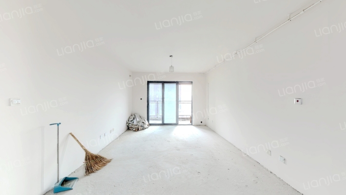 海伦国际二手房实景图