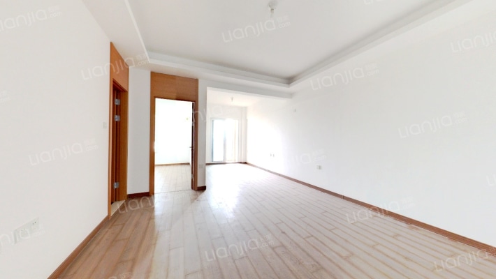 万科主场二手房实景图