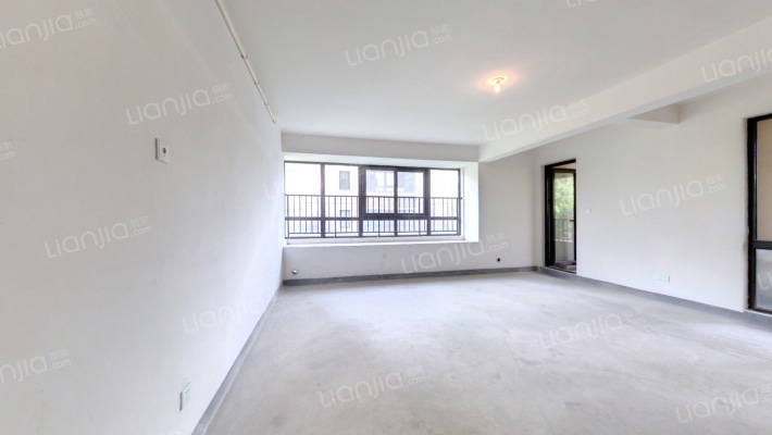 城市之光二手房实景图