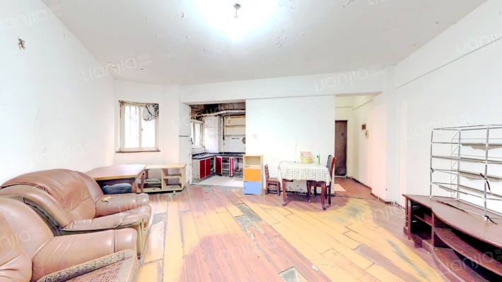 临江路9号二手房实景图