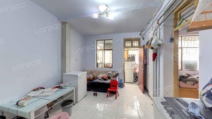 南福华街住宅小区二手房实景图