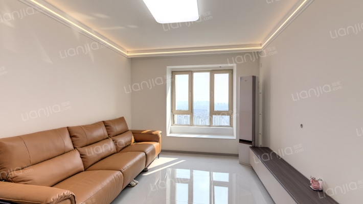 万科翡翠紫台二手房实景图