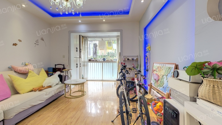 兴堰丽景D区二手房实景图