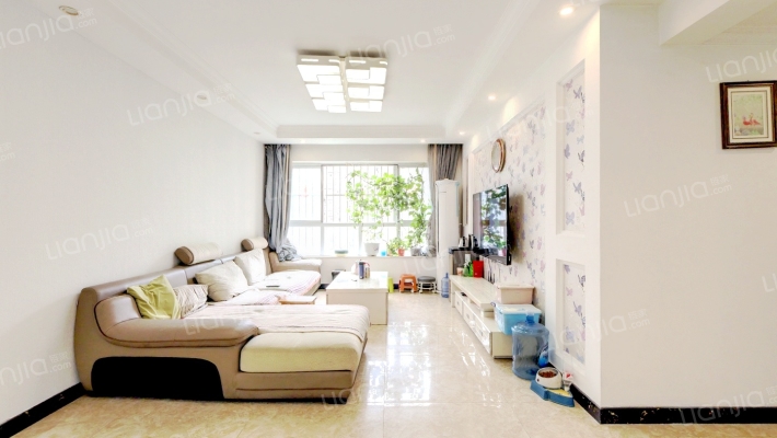 合能珍宝琥珀二手房实景图