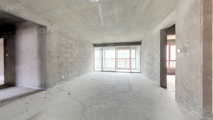 鸿锦凤凰新城二手房实景图