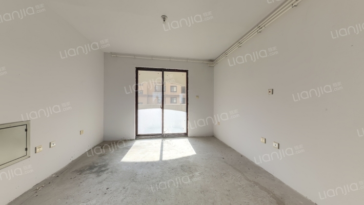 良基尚尊佳苑二手房实景图