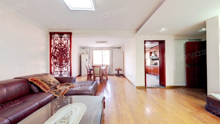 威海路步行街一期二手房实景图