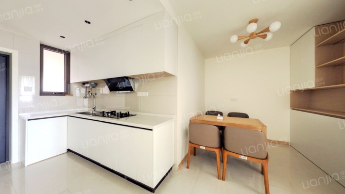 凌一小区二手房实景图