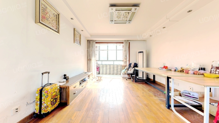 龙馨嘉园二手房实景图