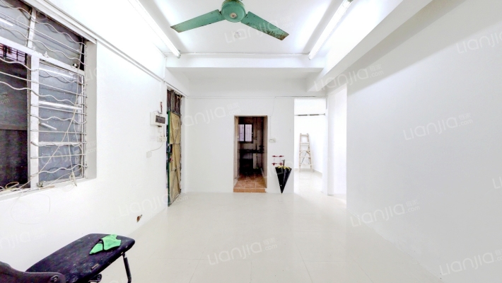 天成路二手房实景图