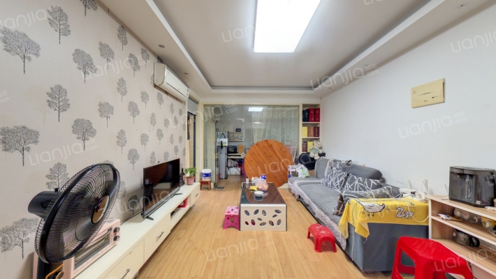 中环紫荆公馆二手房实景图